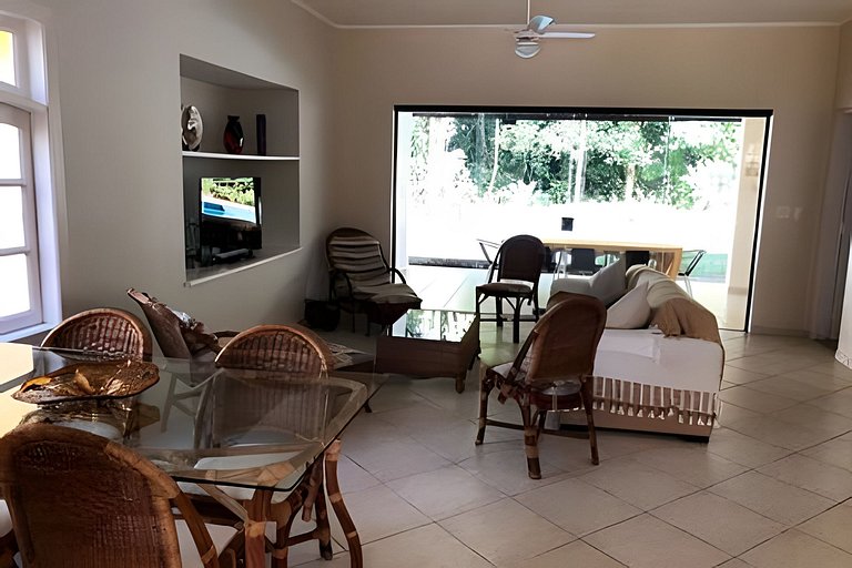 Maravilhosa Casa em Riviera - SP (2)