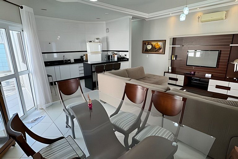 Casa com piscina em Bertioga -SP (1)