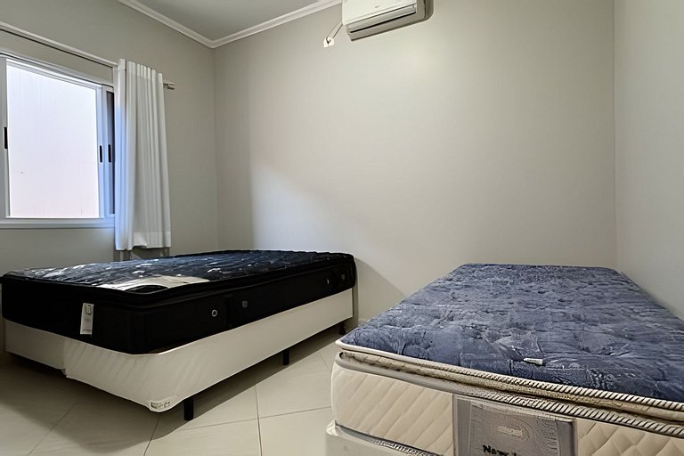 Casa com piscina em Bertioga -SP (1)