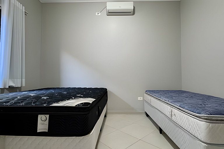 Casa com piscina em Bertioga -SP (1)