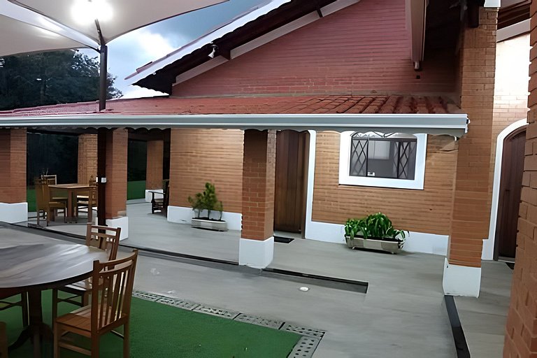 Linda casa em Indaiatuba (Interior de SP)