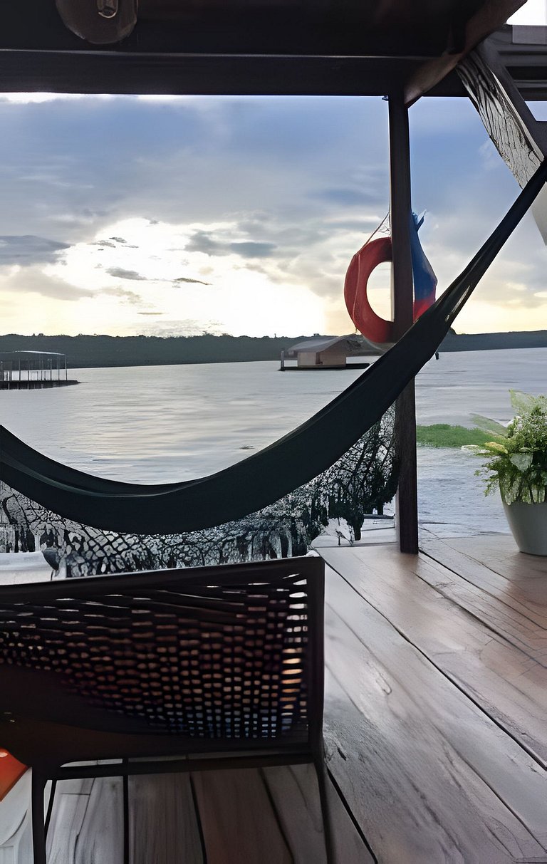 Casa Flutuante - Experiência única
