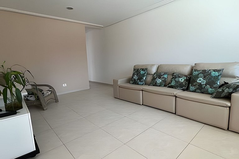 Casa c/ piscina em Cond, Boraceia - SP