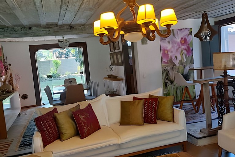Linda casa em Ilha Bela