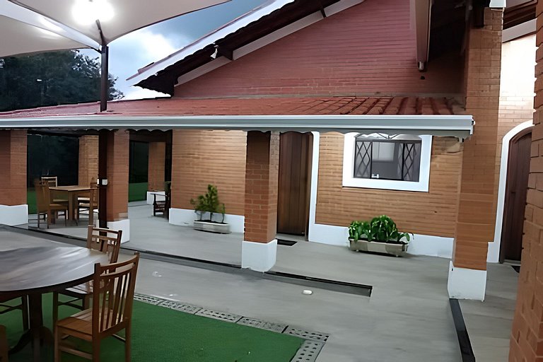 Linda casa em Indaiatuba (Interior de SP)