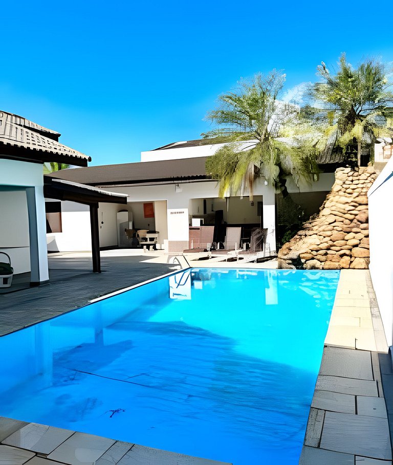 Casa com piscina no Acapulco, Guarujá - SP (3)