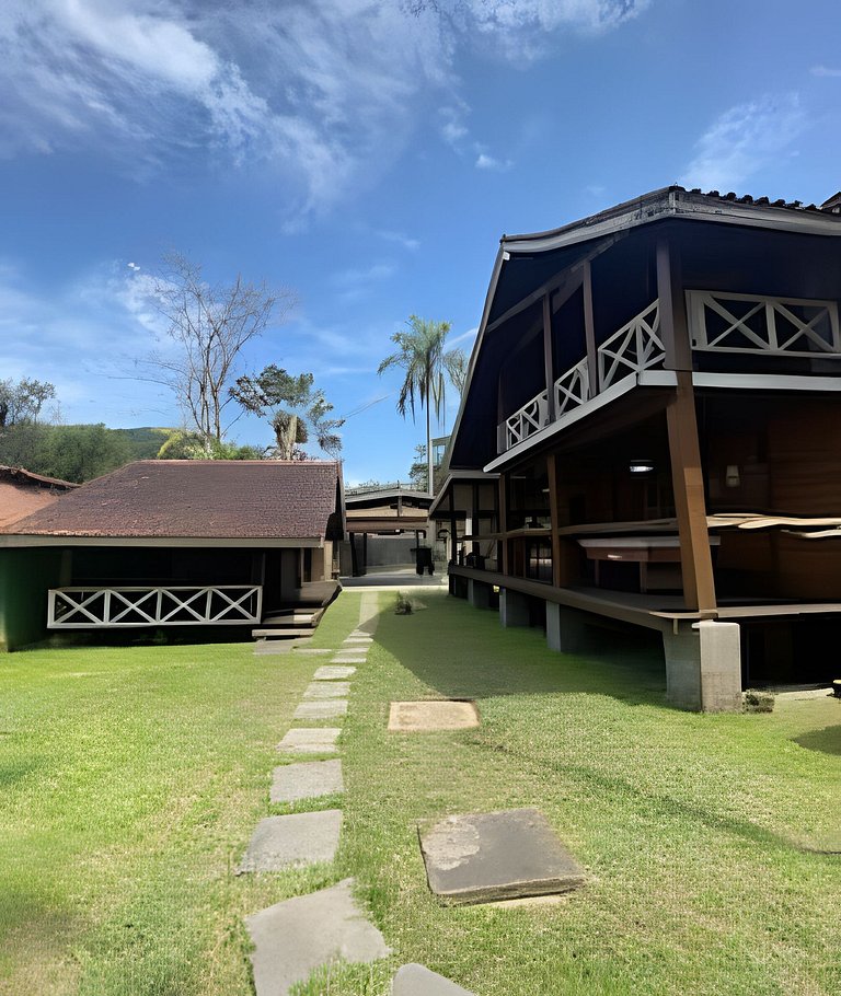Linda Casa na Praia de Cambury - SP  (4)