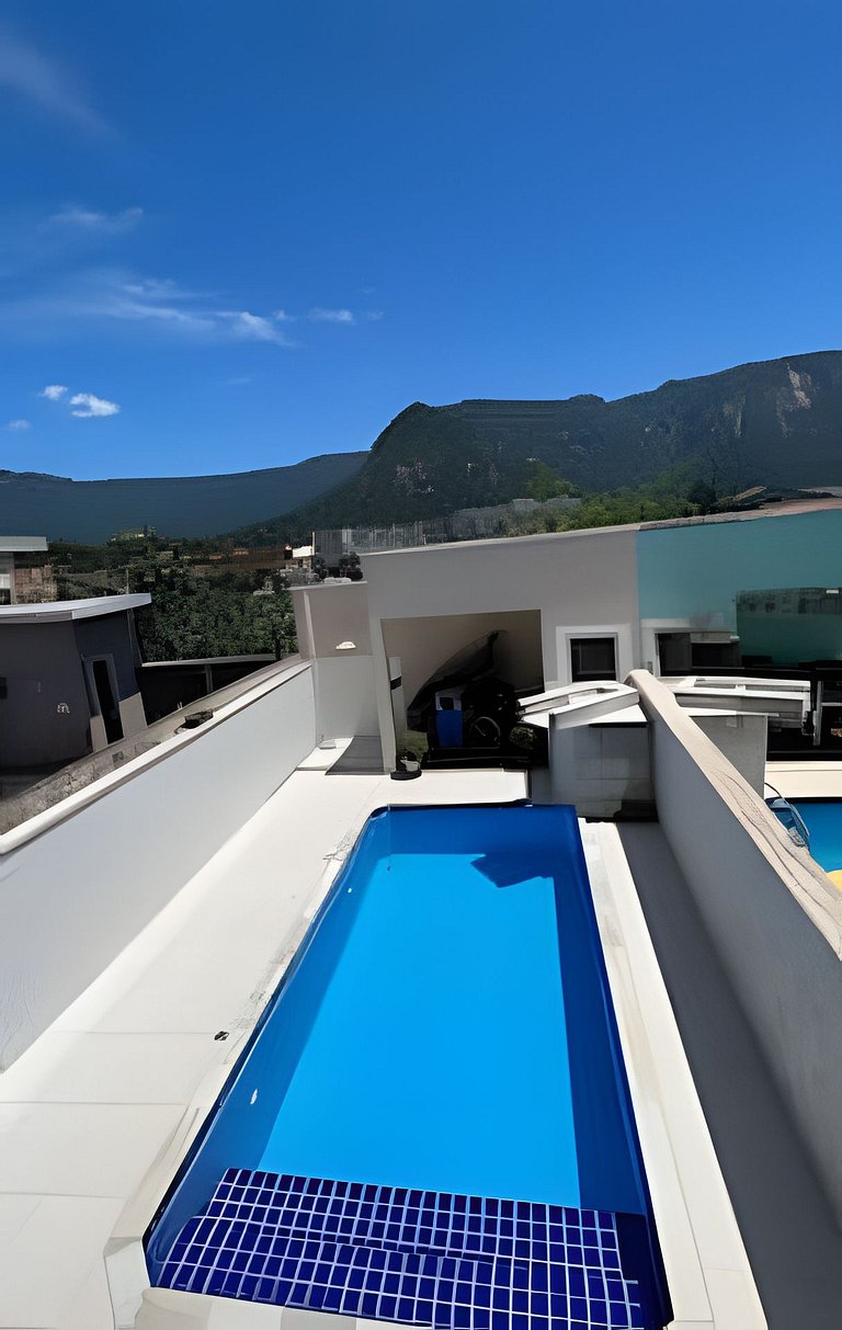 Casa c/ piscina em Cond, Boraceia - SP