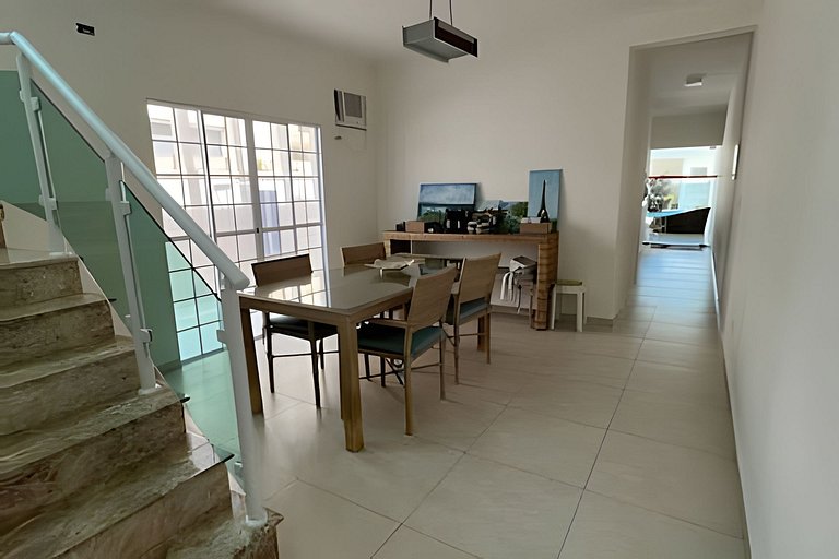 Casa c/ piscina em Cond, Boraceia - SP