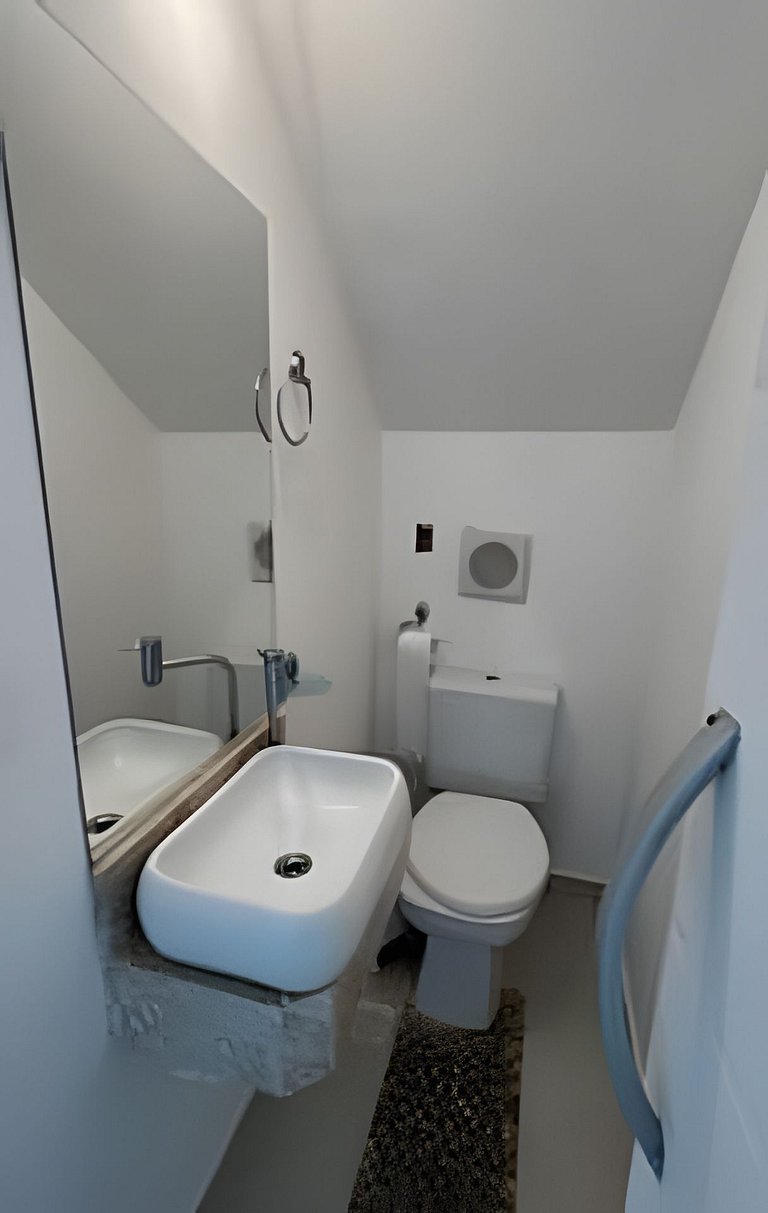 Casa c/ piscina em Cond, Boraceia - SP