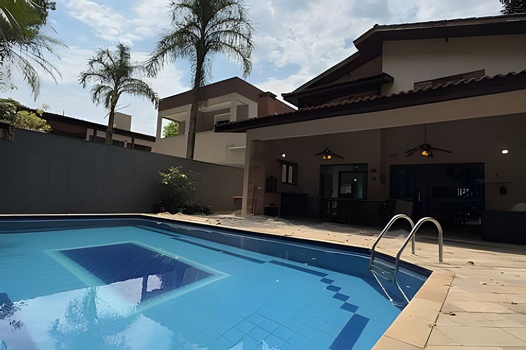 Bela casa em Riviera – SP (6)