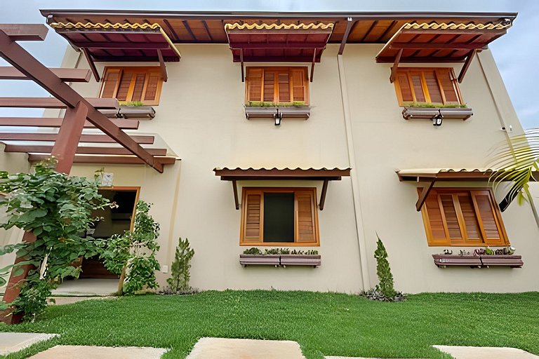 Maravilhosa casa com piscina em Capitólio-MG