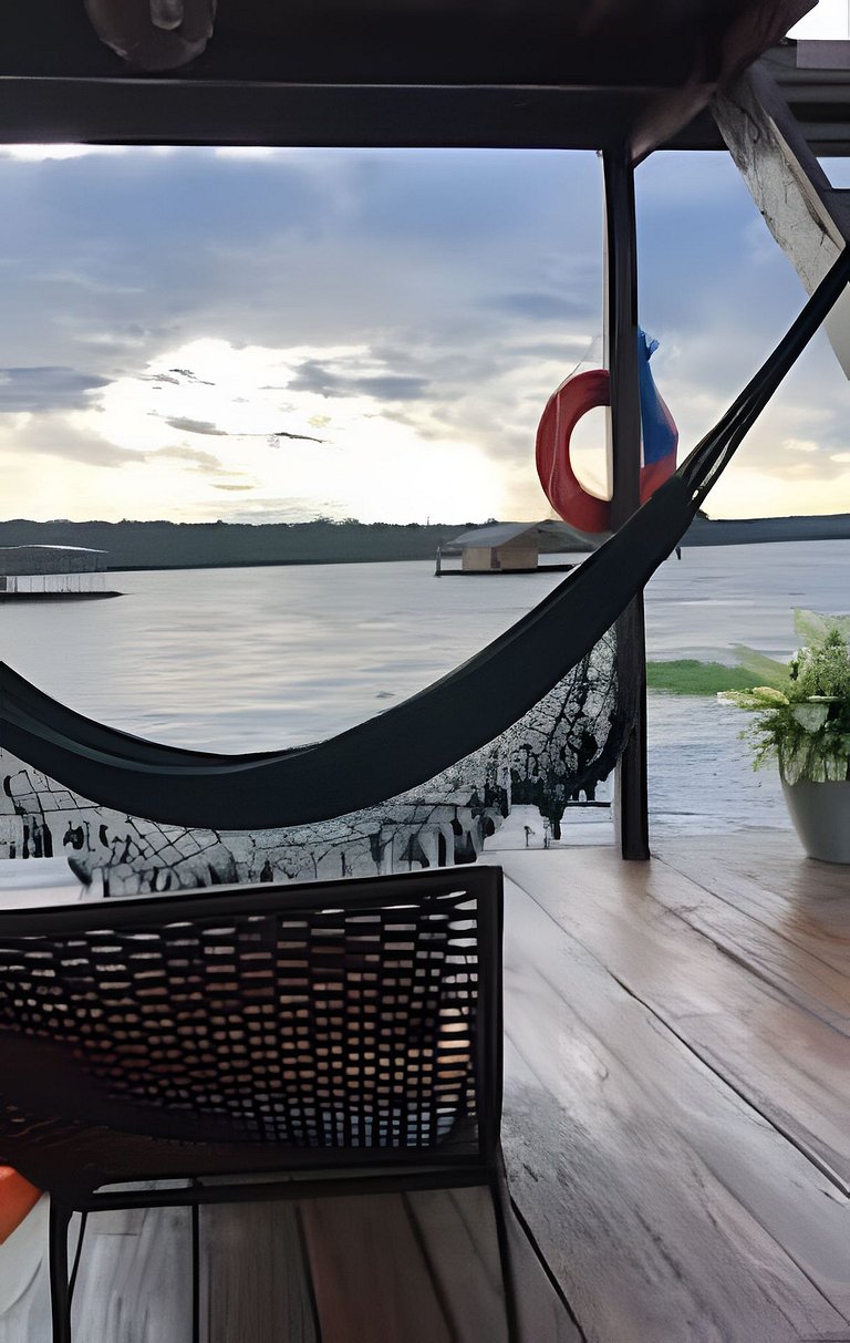 Casa Flutuante - Experiência única