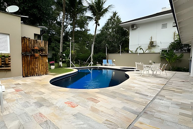 Linda casa em Riviera – SP (5)