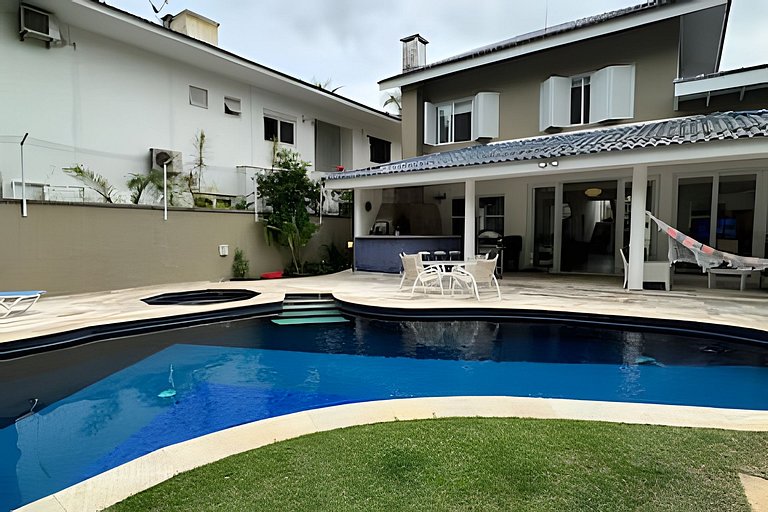 Linda casa em Riviera – SP (5)