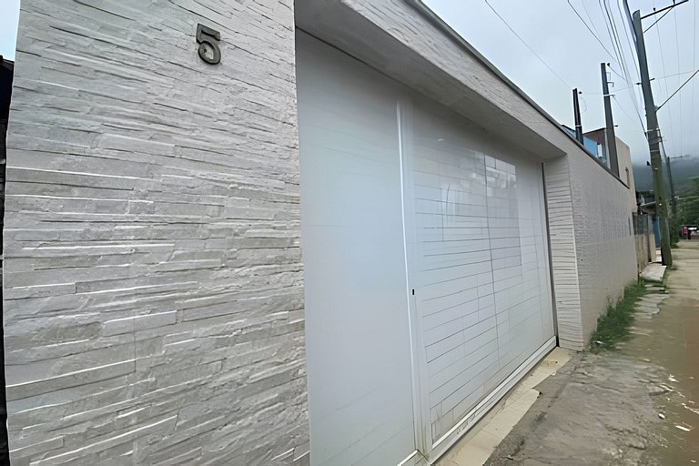Casa com piscina em Maresias - SP (1)