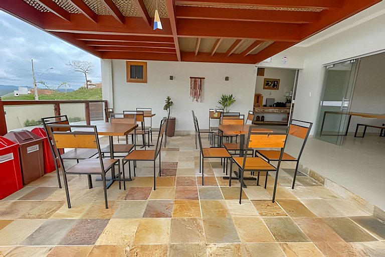 Maravilhosa casa com piscina em Capitólio-MG