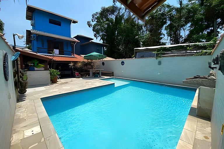 Linda Casa Piscina no Sertão de Cambury - SP (2)
