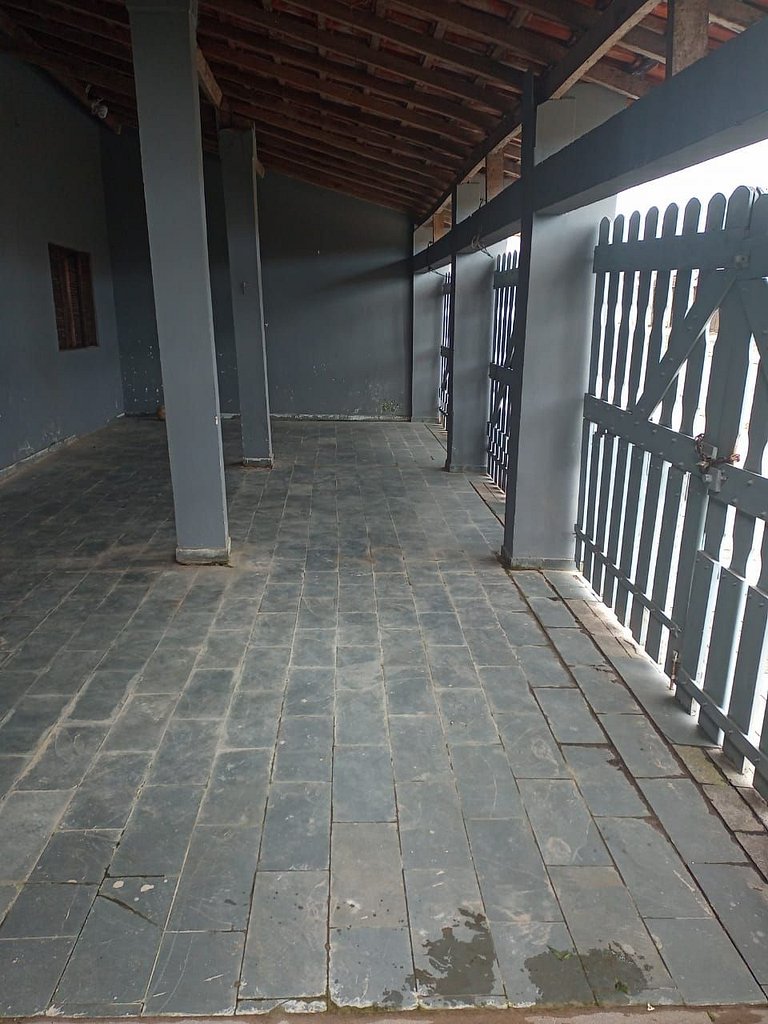 Casa com piscina em Peruíbe (1)
