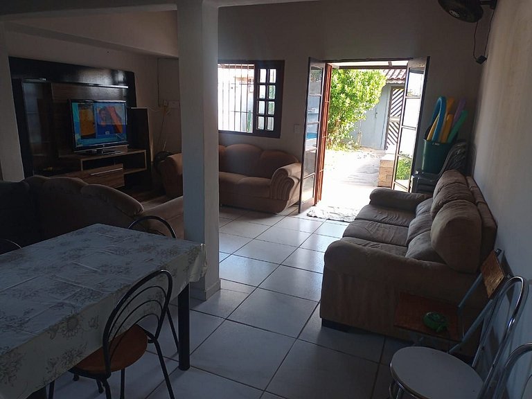 Casa com piscina em Peruíbe (1)