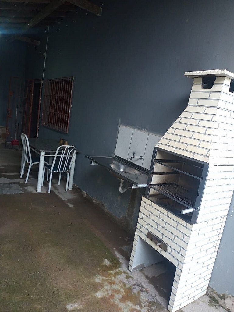 Casa com piscina em Peruíbe (1)
