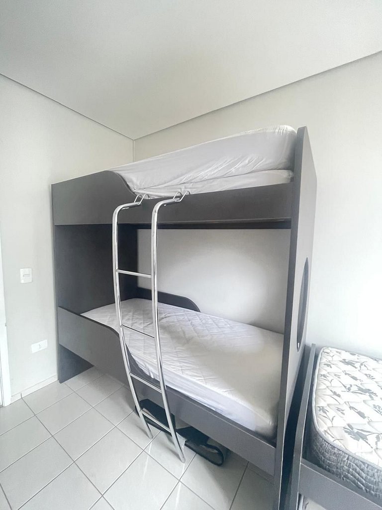 Apartamento na Praia Grande - (4)