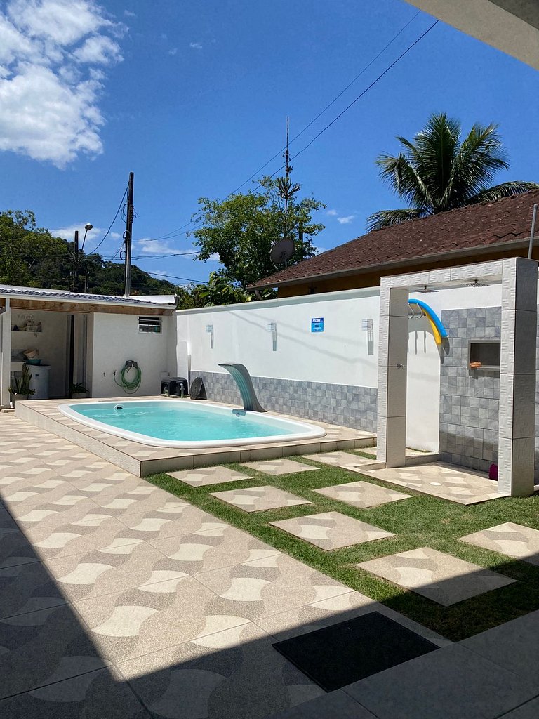 Linda casa em Ubatuba - SP (7)