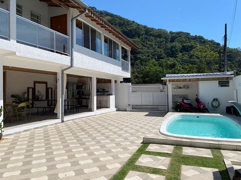 Linda casa em Ubatuba - SP (7)