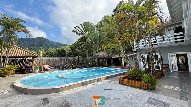 Linda casa na Barra do Sahy 1 (Litoral Norte - SP)