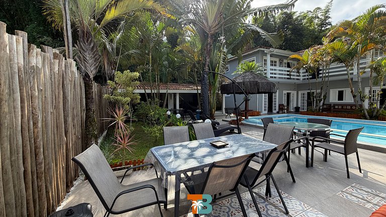 Linda casa na Barra do Sahy 1 (Litoral Norte - SP)