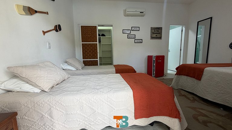 Linda casa na Barra do Sahy 1 (Litoral Norte - SP)