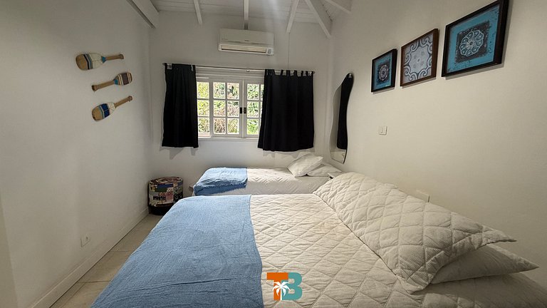 Linda casa na Barra do Sahy 1 (Litoral Norte - SP)