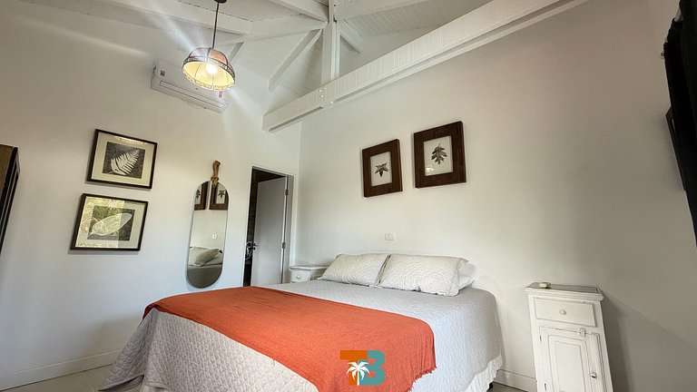 Linda casa na Barra do Sahy 1 (Litoral Norte - SP)