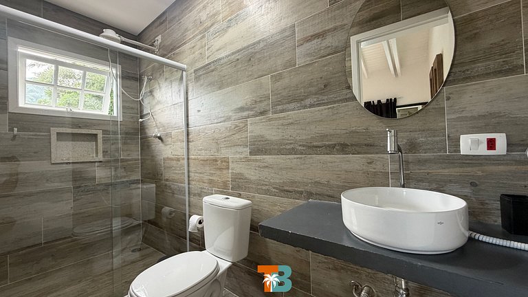 Linda casa na Barra do Sahy 1 (Litoral Norte - SP)