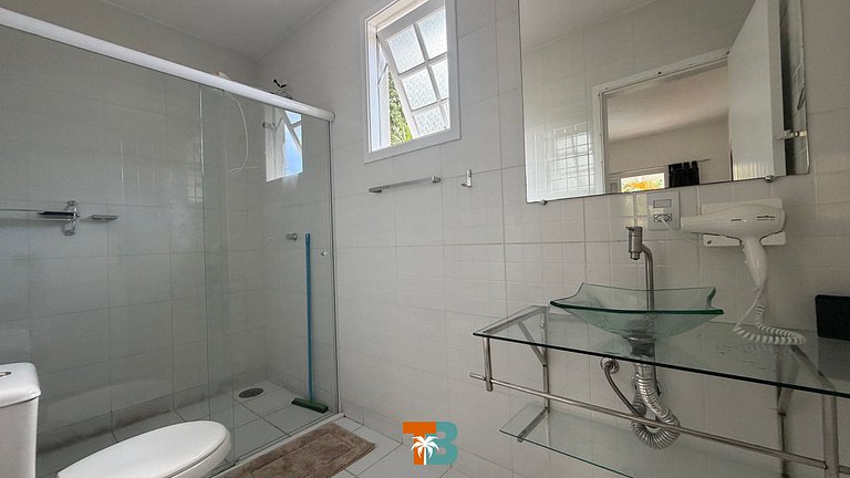 Linda casa na Barra do Sahy 1 (Litoral Norte - SP)