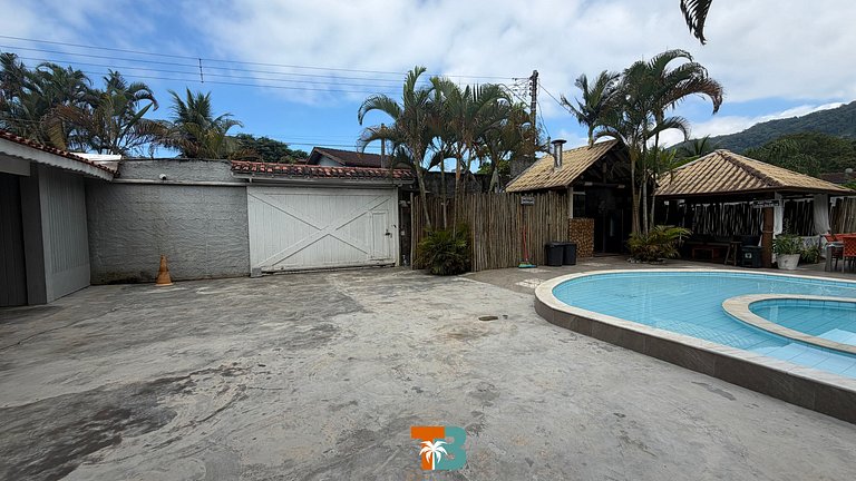 Linda casa na Barra do Sahy 1 (Litoral Norte - SP)